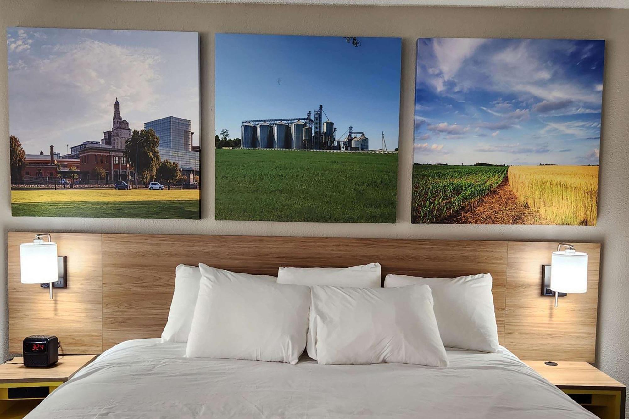 Days Inn By Wyndham Davenport Dış mekan fotoğraf